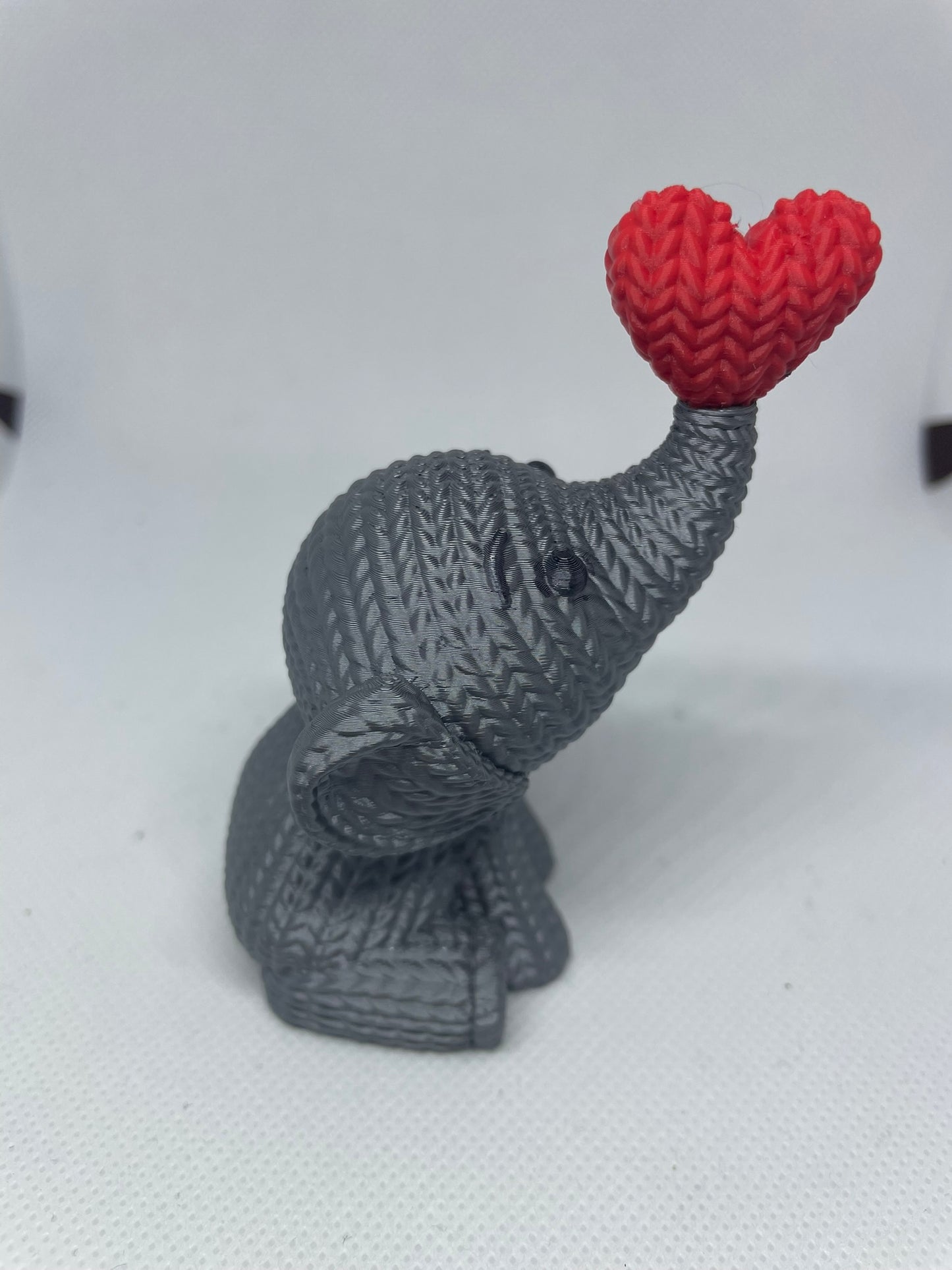 3D printede strikket Elefant med hjerte